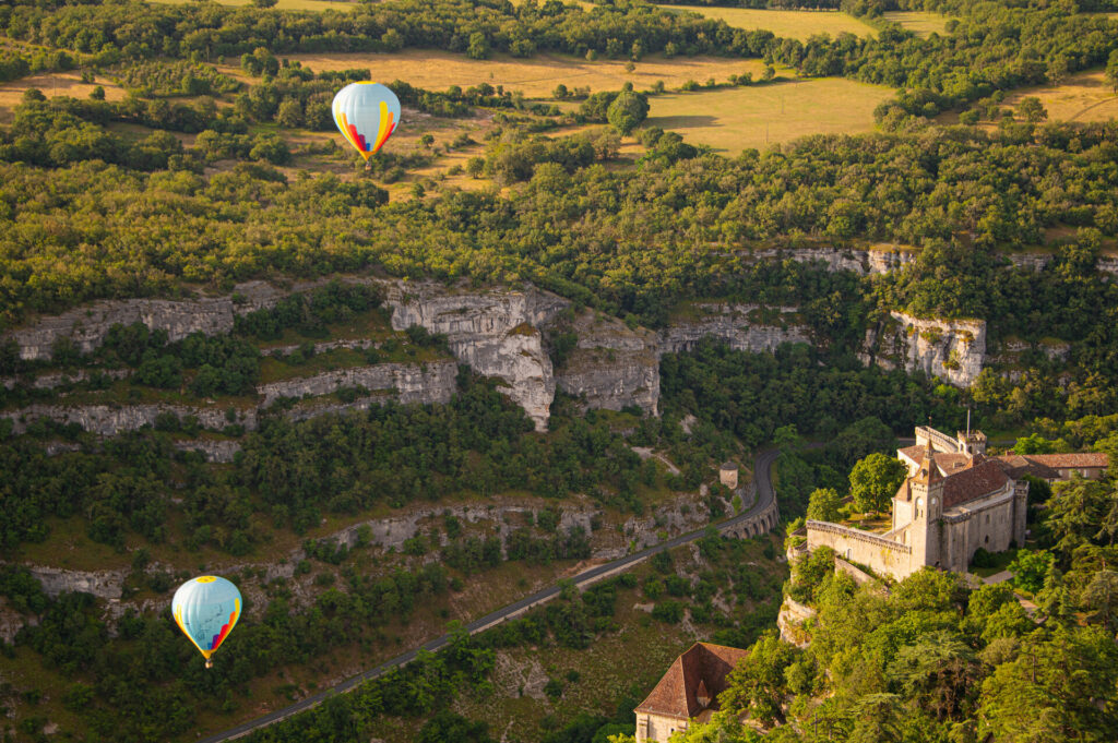 Ballons gorges rocamadour falaises