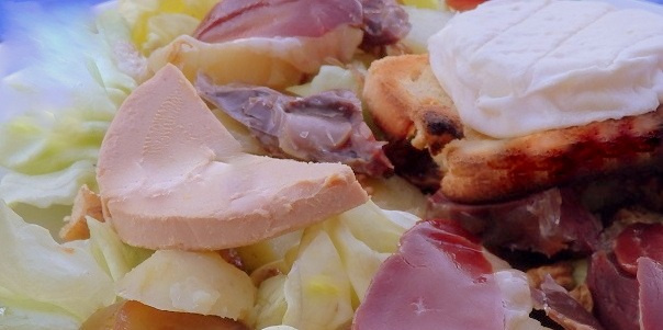Délices locaux : foie gras et charcuterie fine du Lot, saveurs authentiques à savourer